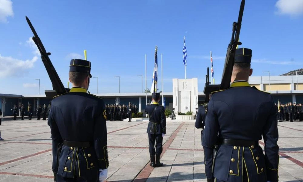 Σοβαρό πλήγμα για τις στρατιωτικές σχολές - Μπαράζ παραιτήσεων από σπουδαστές